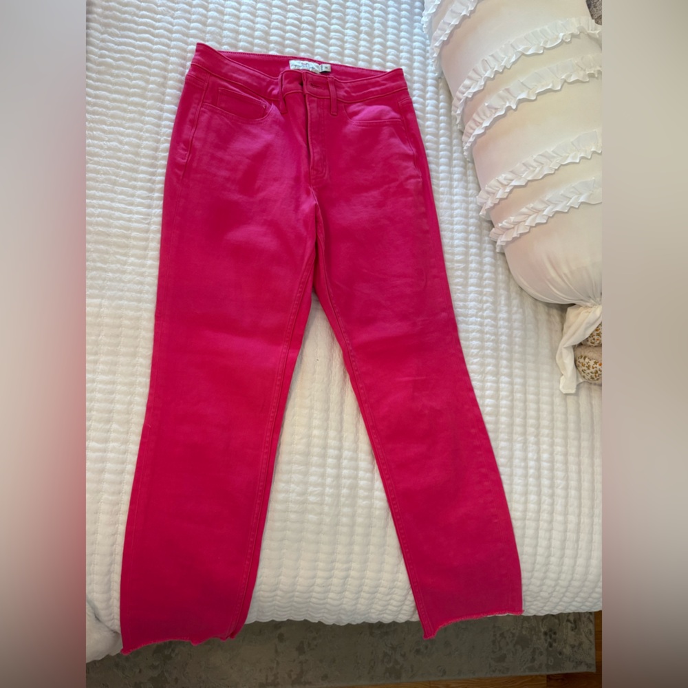 Vineyard vines size 26 women’s pink Jean soft fabric pants (2-4 size)